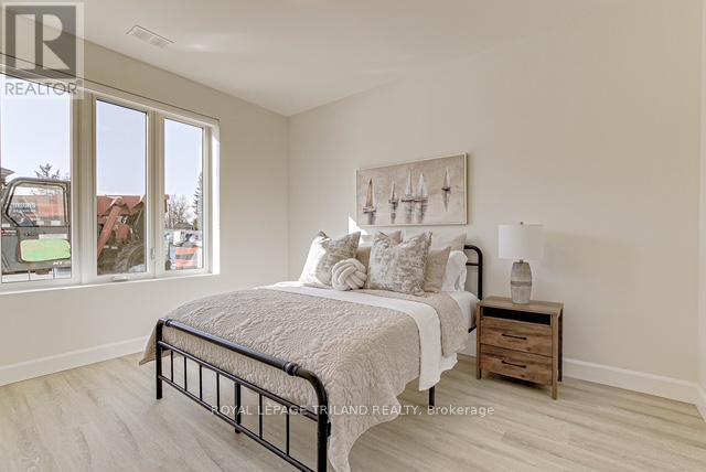 












106 - 75 WALNUT STREET

,
St. Thomas,




Ontario
N5R2Y7

