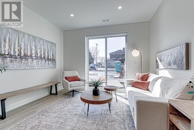 












106 - 75 WALNUT STREET

,
St. Thomas,




Ontario
N5R2Y7

