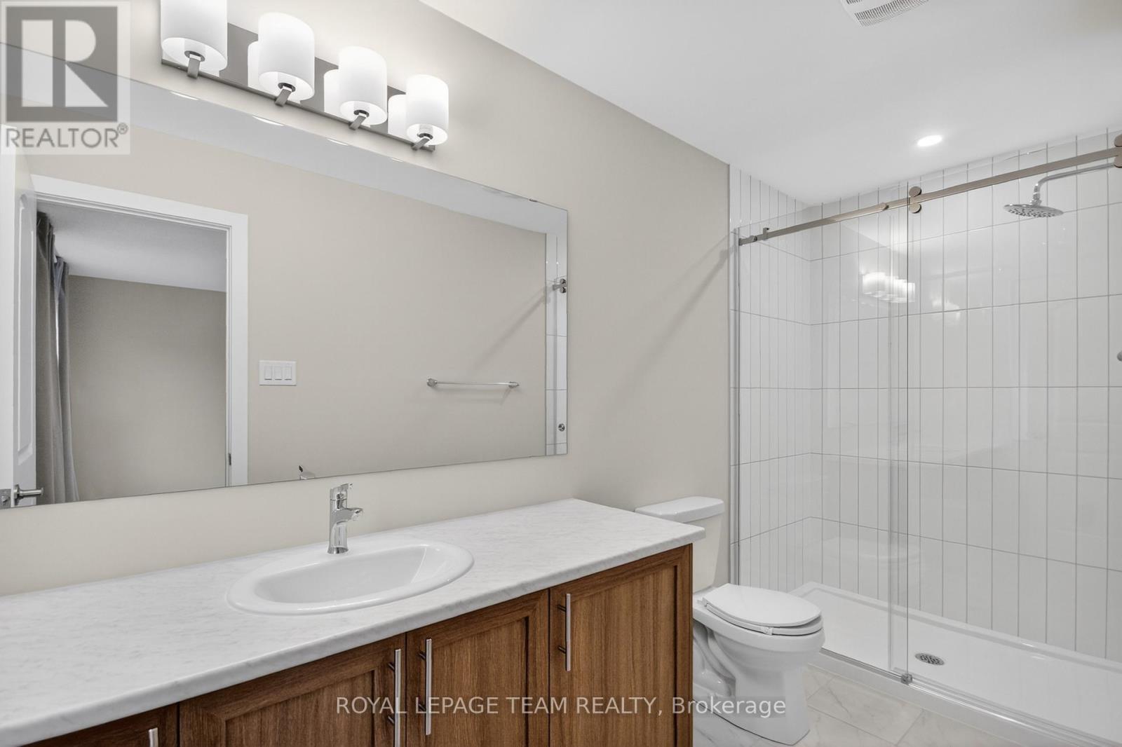 












297 LES EMMERSON DRIVE

,
Ottawa,




Ontario
K2J7L6


