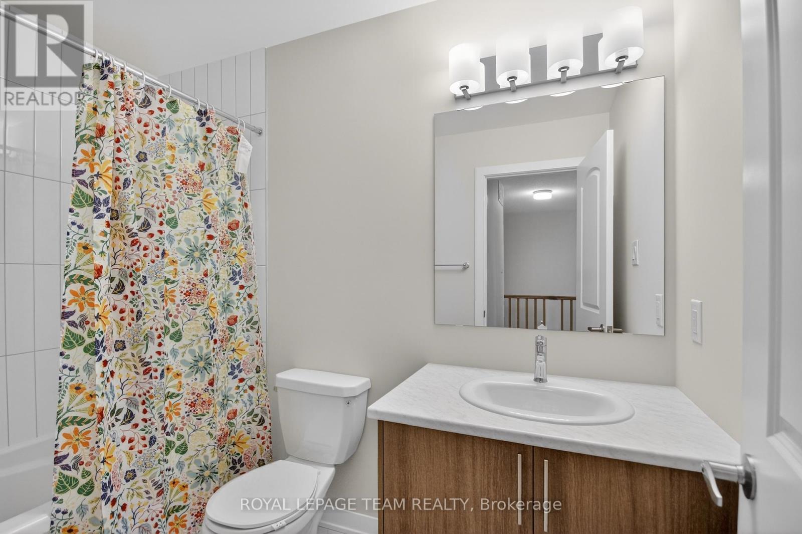 












297 LES EMMERSON DRIVE

,
Ottawa,




Ontario
K2J7L6

