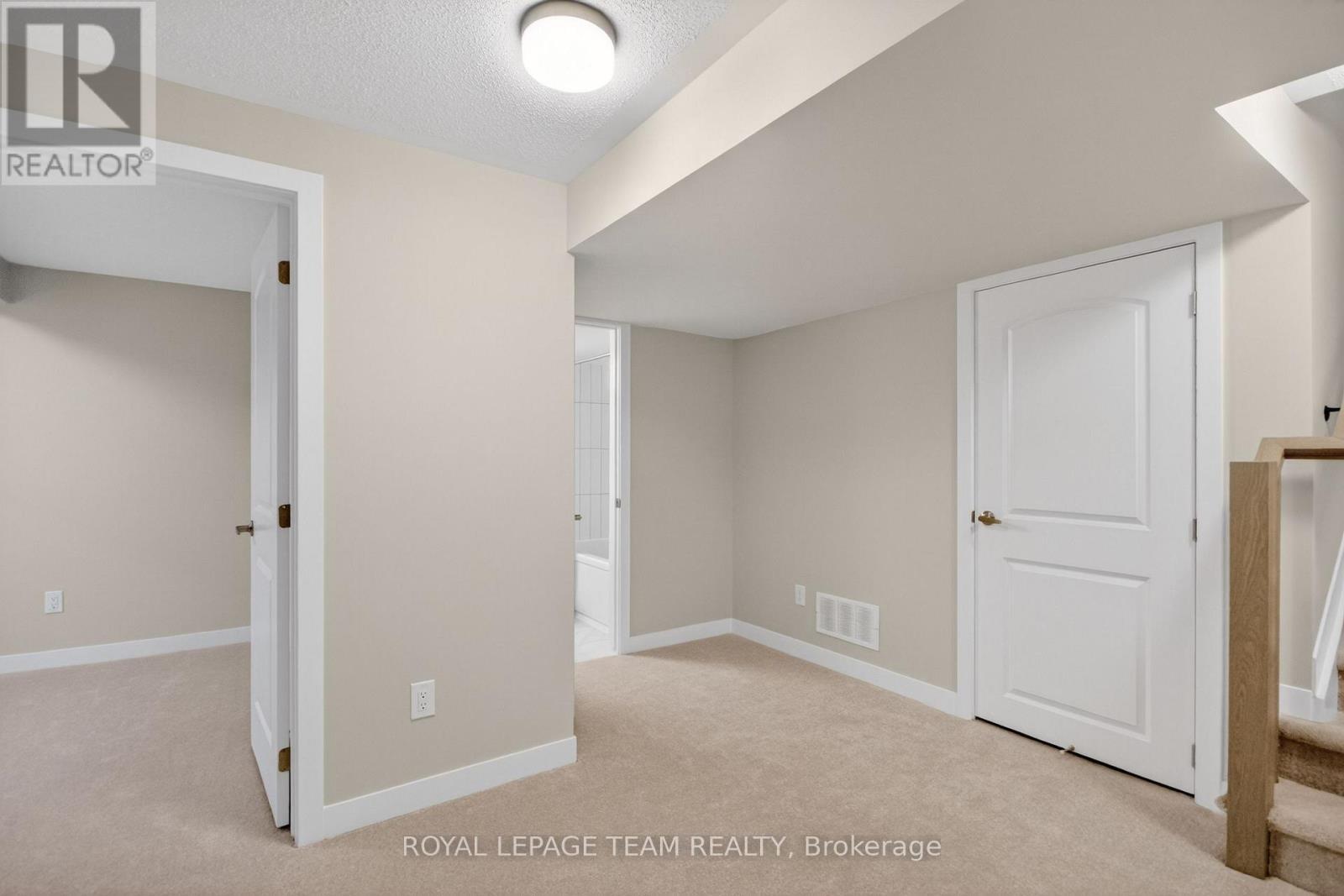 












297 LES EMMERSON DRIVE

,
Ottawa,




Ontario
K2J7L6

