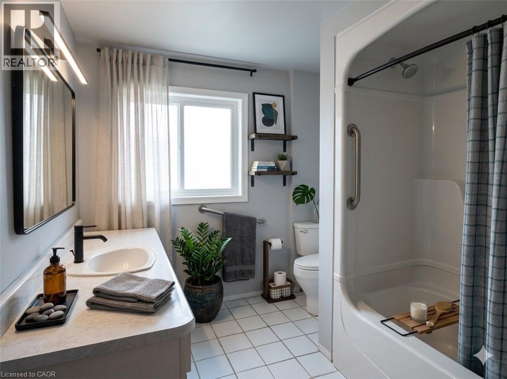 












339 NORFOLK Street N

,
Simcoe,




Ontario
N3Y3P2

