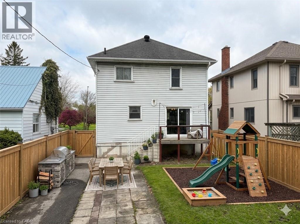 












339 NORFOLK Street N

,
Simcoe,




Ontario
N3Y3P2

