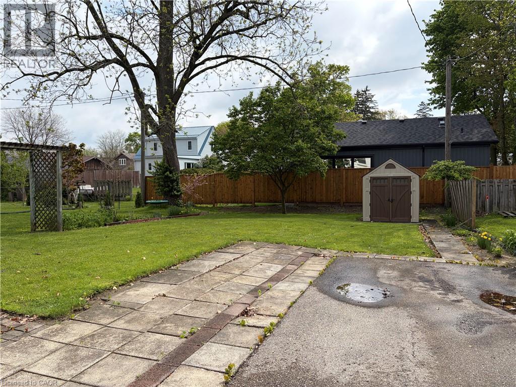 












339 NORFOLK Street N

,
Simcoe,




Ontario
N3Y3P2

