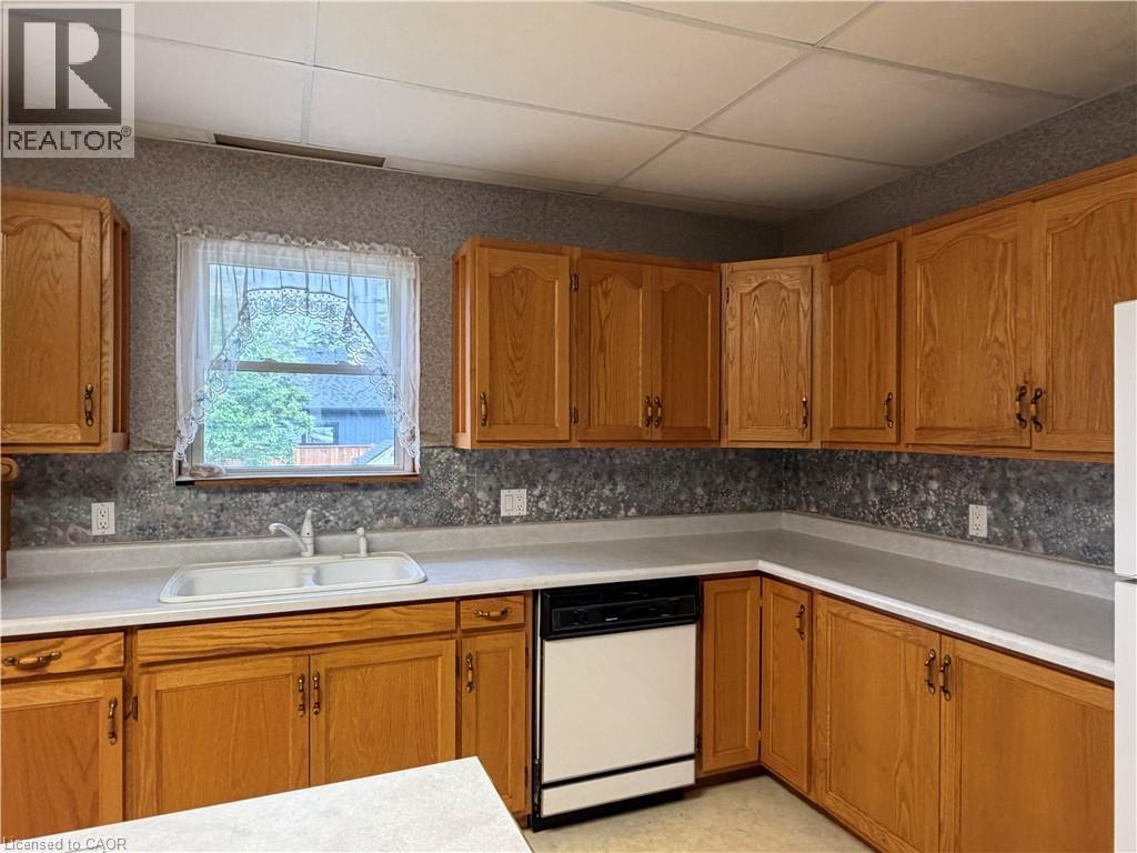 












339 NORFOLK Street N

,
Simcoe,




Ontario
N3Y3P2

