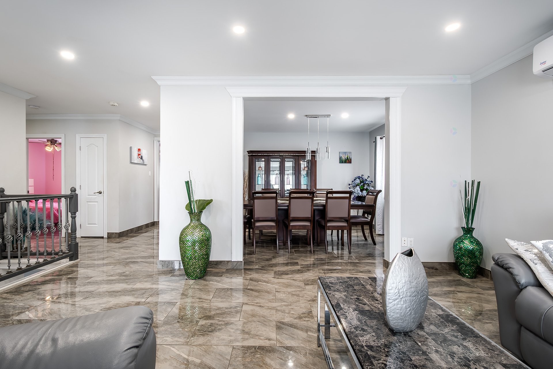 









7731


Boul. Perras

,
Montréal (Rivière-des-Prairies/Pointe-aux-Trembles),




QC
H1E4E9

