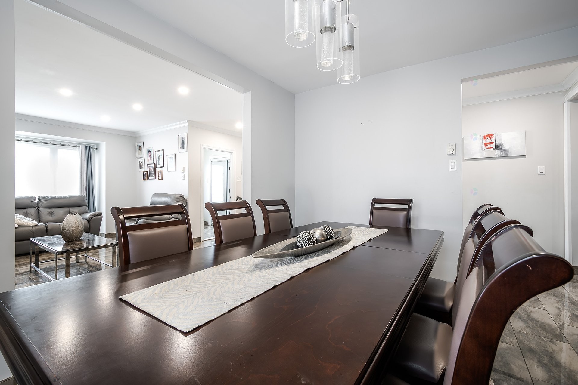 









7731


Boul. Perras

,
Montréal (Rivière-des-Prairies/Pointe-aux-Trembles),




QC
H1E4E9

