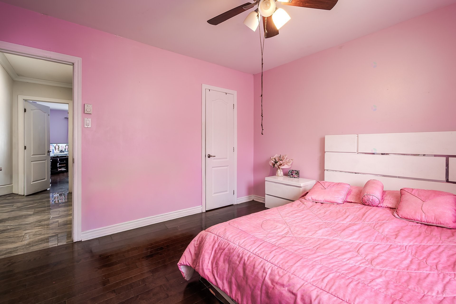 









7731


Boul. Perras

,
Montréal (Rivière-des-Prairies/Pointe-aux-Trembles),




QC
H1E4E9

