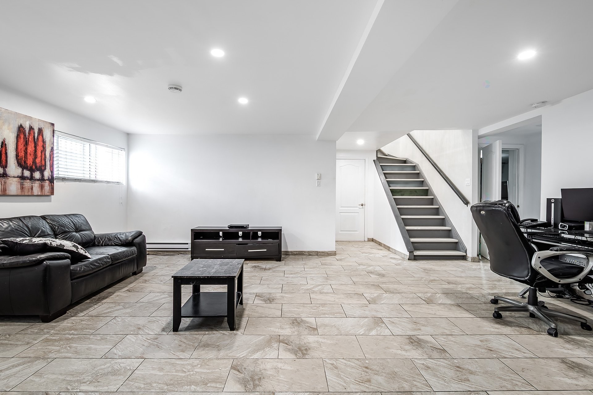 









7731


Boul. Perras

,
Montréal (Rivière-des-Prairies/Pointe-aux-Trembles),




QC
H1E4E9


