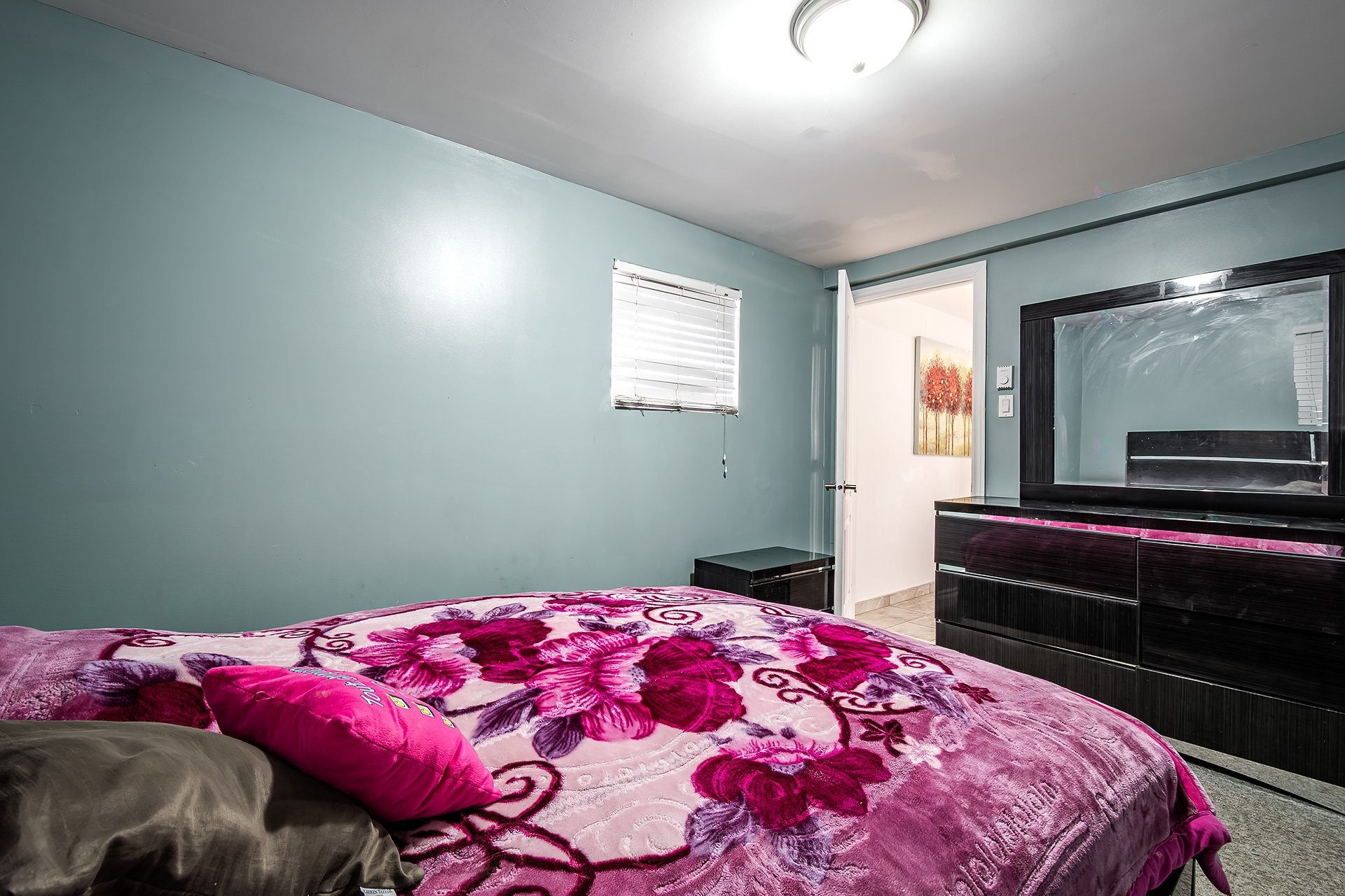 









7731


Boul. Perras

,
Montréal (Rivière-des-Prairies/Pointe-aux-Trembles),




QC
H1E4E9

