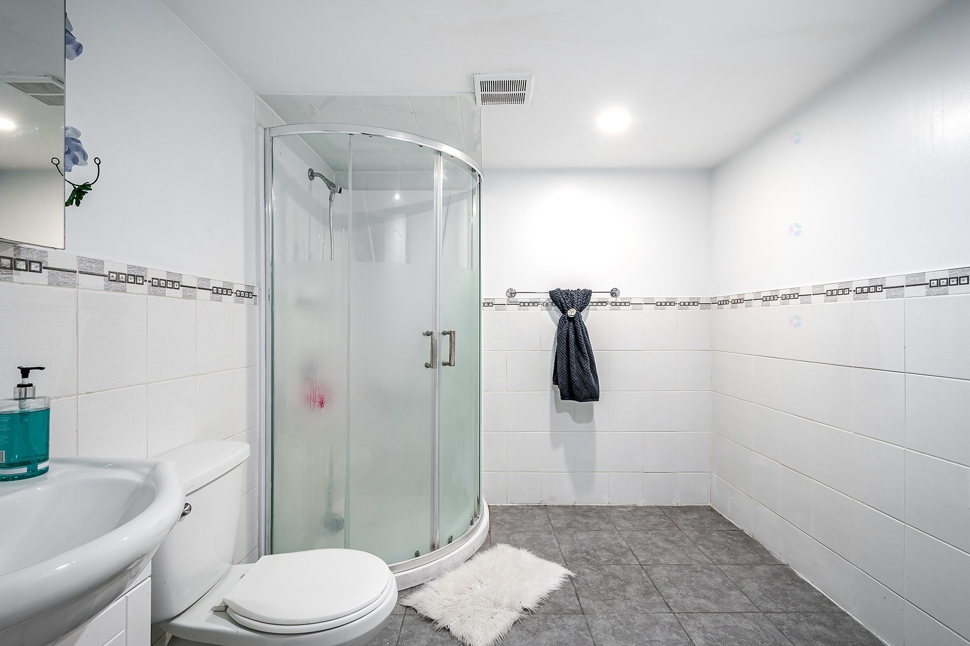 









7731


Boul. Perras

,
Montréal (Rivière-des-Prairies/Pointe-aux-Trembles),




QC
H1E4E9

