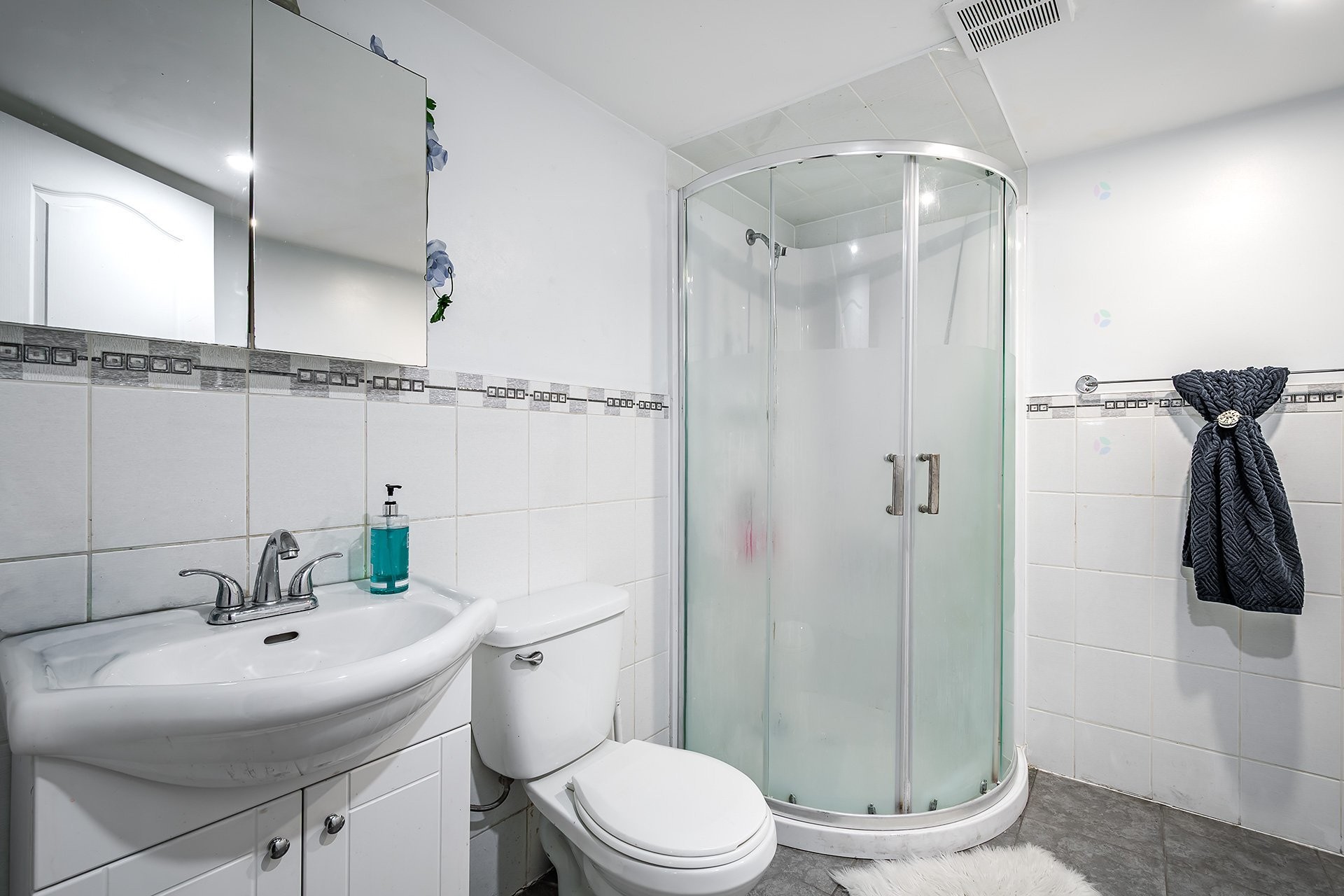 









7731


Boul. Perras

,
Montréal (Rivière-des-Prairies/Pointe-aux-Trembles),




QC
H1E4E9


