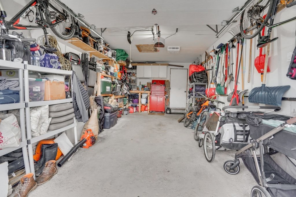 









105


Av. des Bosquets

,
Gatineau (Aylmer),




QC
J9J2E5

