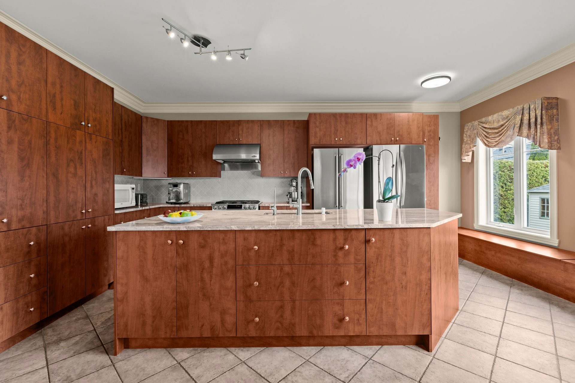 









299


Rue Foucher

,
Saint-Jean-sur-Richelieu,




QC
J3B8V3

