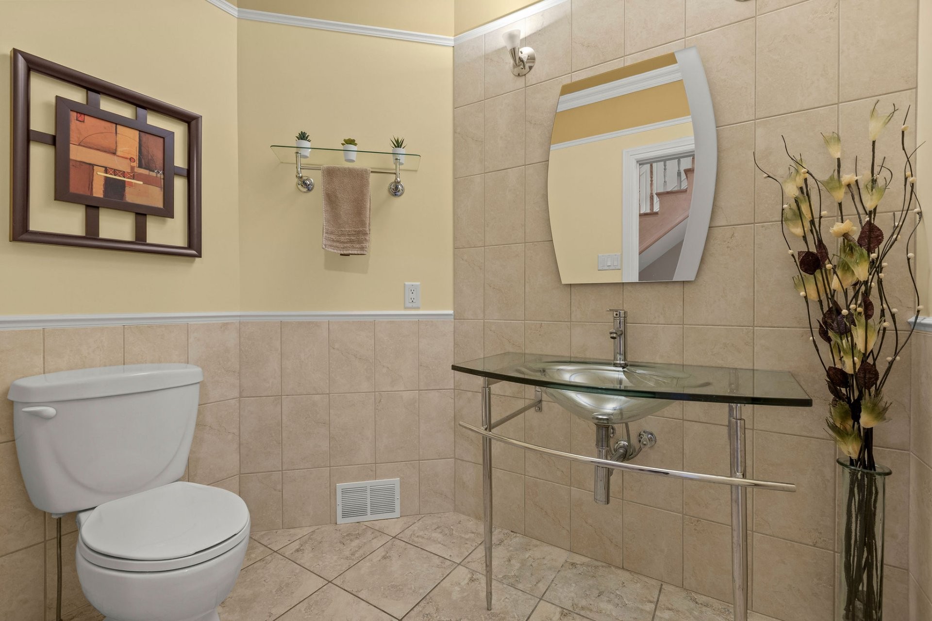 









299


Rue Foucher

,
Saint-Jean-sur-Richelieu,




QC
J3B8V3

