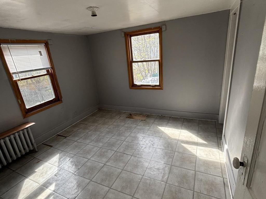 












18 Minto Street

,
North Sydney,




NS
B2A 2R6

