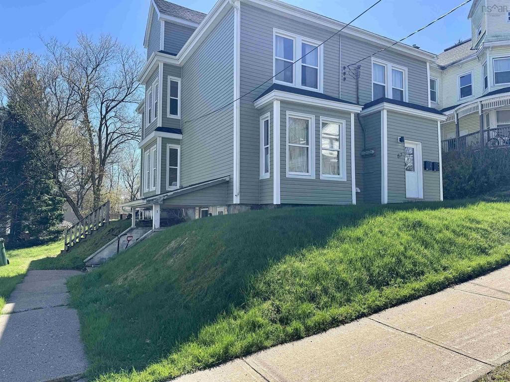 












67 Lyman Street

,
Truro,




NS
B2N 4S3

