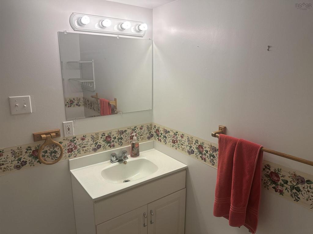 












346 Grandique Ferry Road

,
Louisdale,




NS
B0E 1V0

