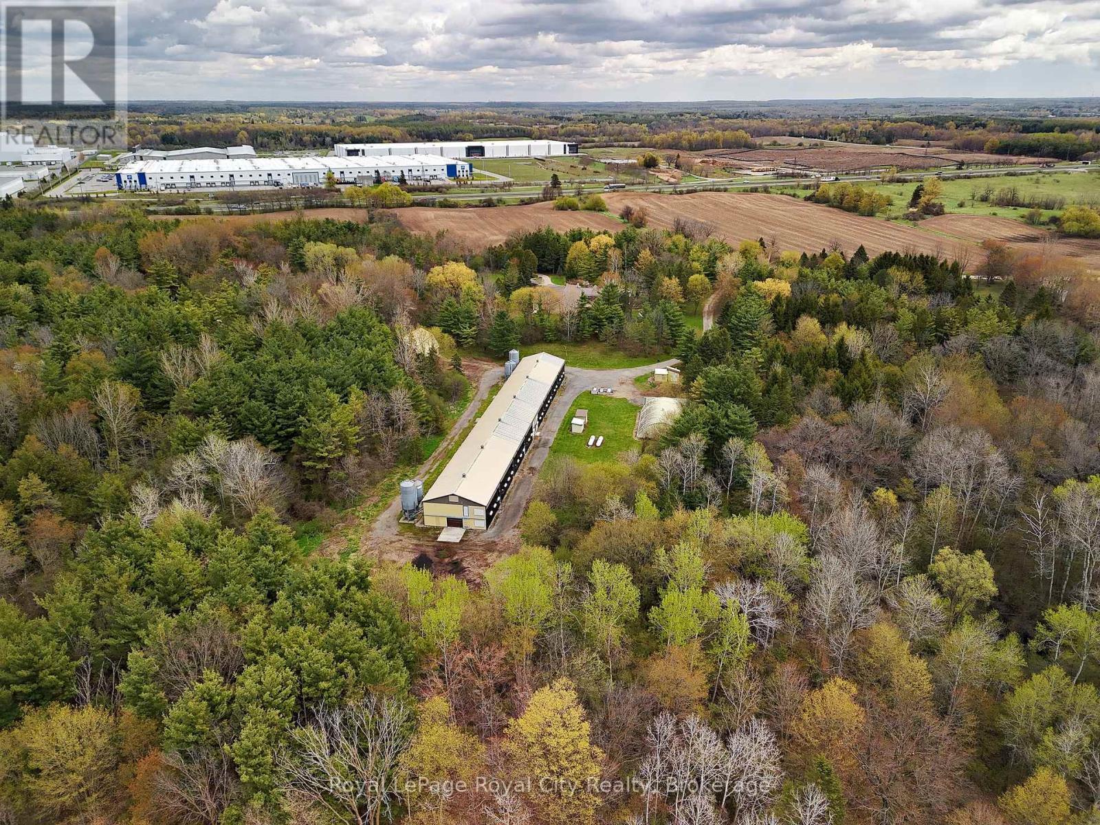












4646 SIDEROAD 20 N

,
Puslinch,







Ontario
N1H6J3

