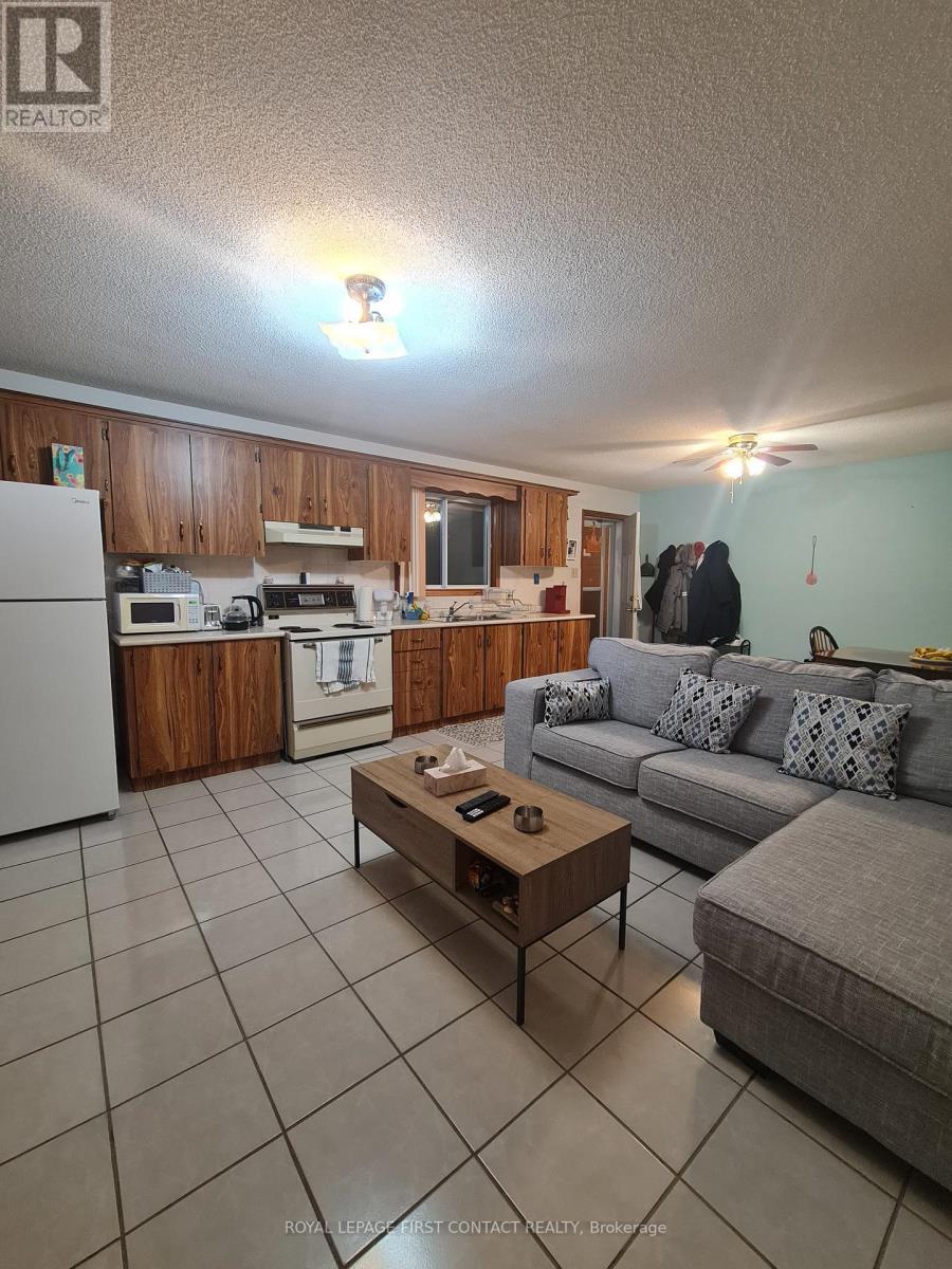 












UNIT 1 - 1307 RIVER ROAD EAST ROAD

,
Wasaga Beach,




Ontario
L9Z2R7

