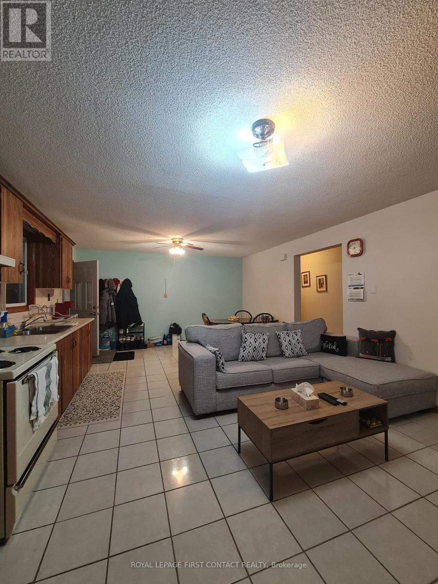 












UNIT 1 - 1307 RIVER ROAD EAST ROAD

,
Wasaga Beach,




Ontario
L9Z2R7

