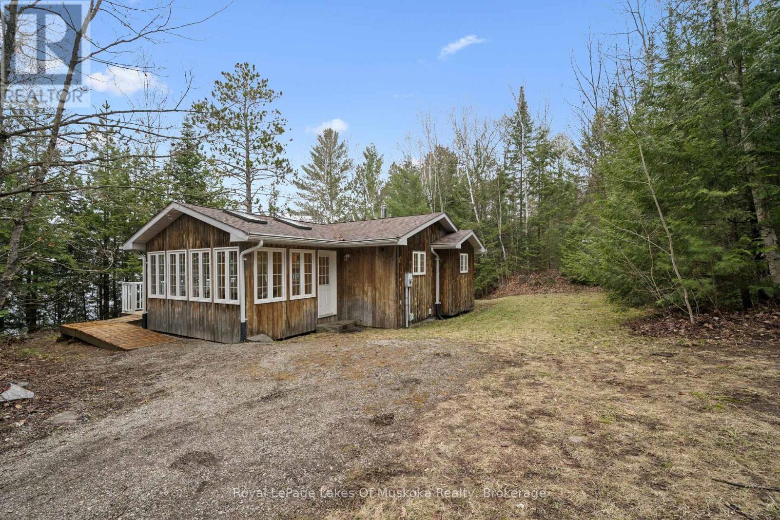 












4291 KAWAGAMA LAKE ROAD

,
Algonquin Highlands (Sherborne),




Ontario
P0A1E0

