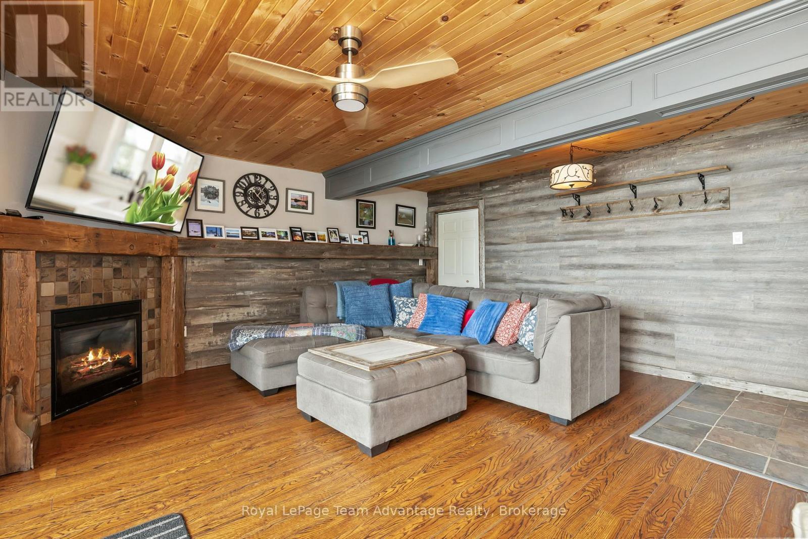 












1 WREN PLACE

,
McDougall,




Ontario
P2A2W7

