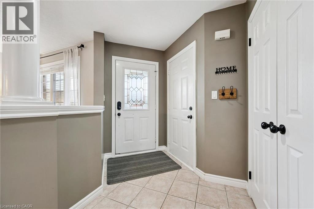 












17 CARROLL Crescent

,
Guelph,




Ontario
N1G5B7

