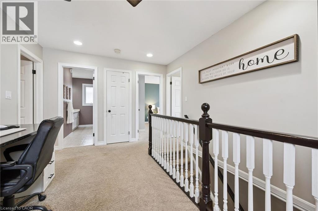 












17 CARROLL Crescent

,
Guelph,




Ontario
N1G5B7

