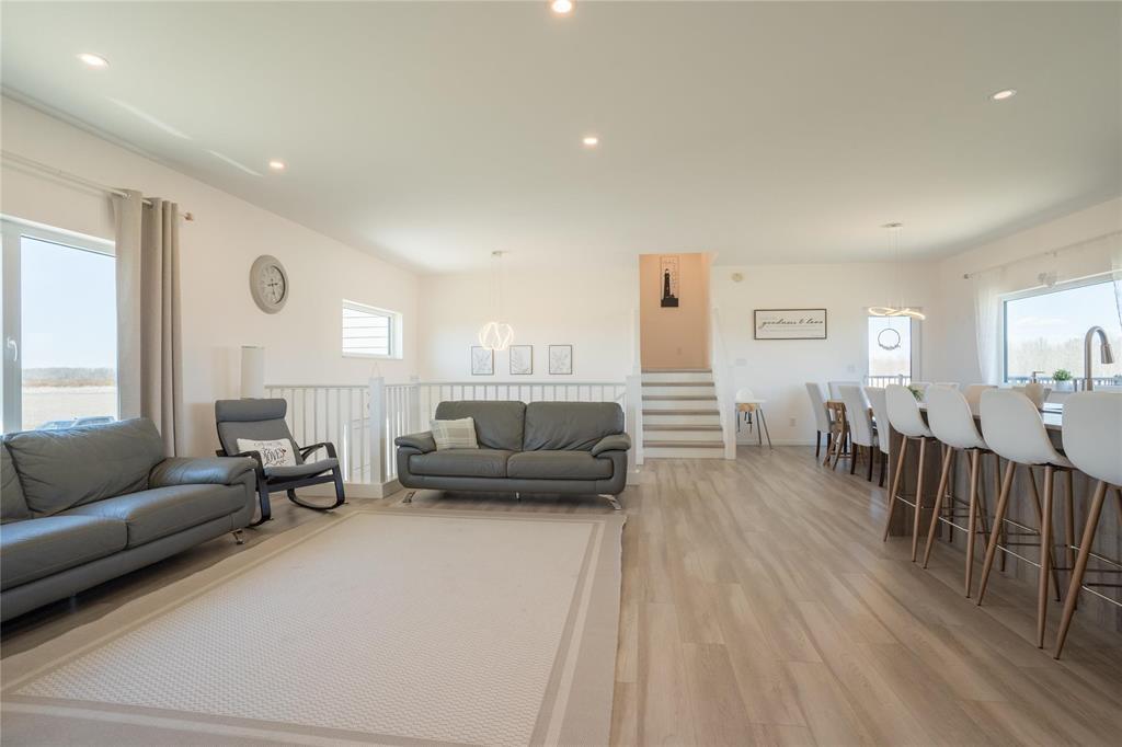 












40063 34N Road

,
La Broquerie,




Manitoba
R0A0W2

