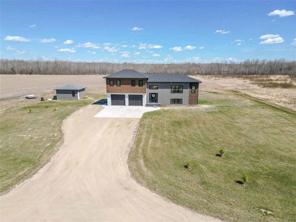 












40063 34N Road

,
La Broquerie,




Manitoba
R0A0W2

