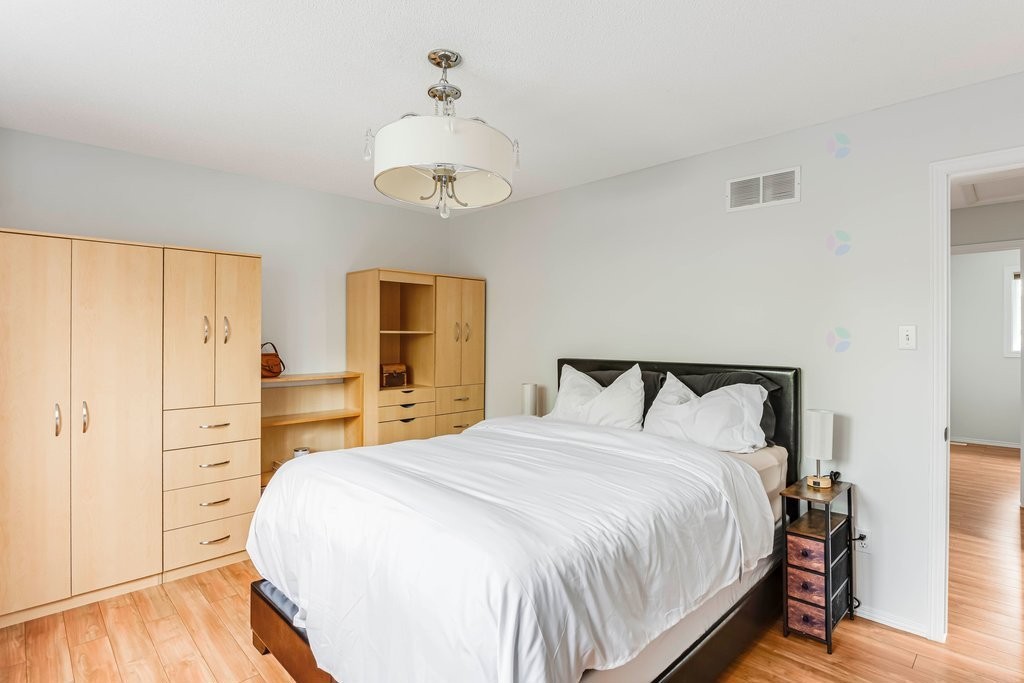 









58


Rue de la Planète

,
Gatineau (Hull),




QC
J9A2Y4

