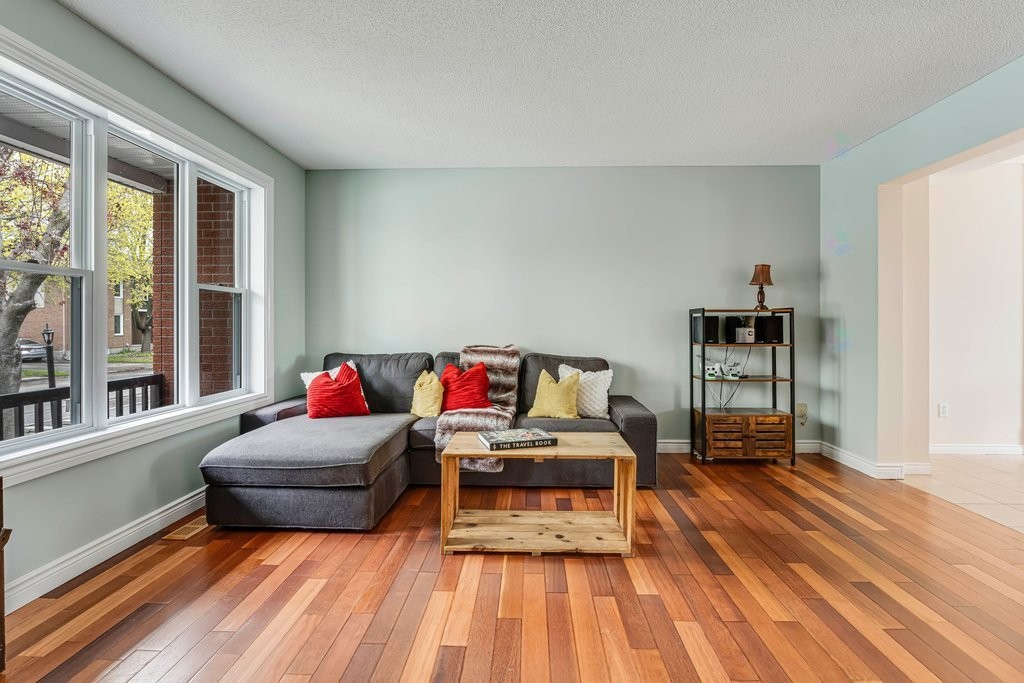 









58


Rue de la Planète

,
Gatineau (Hull),




QC
J9A2Y4

