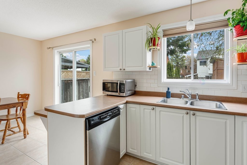 









58


Rue de la Planète

,
Gatineau (Hull),




QC
J9A2Y4

