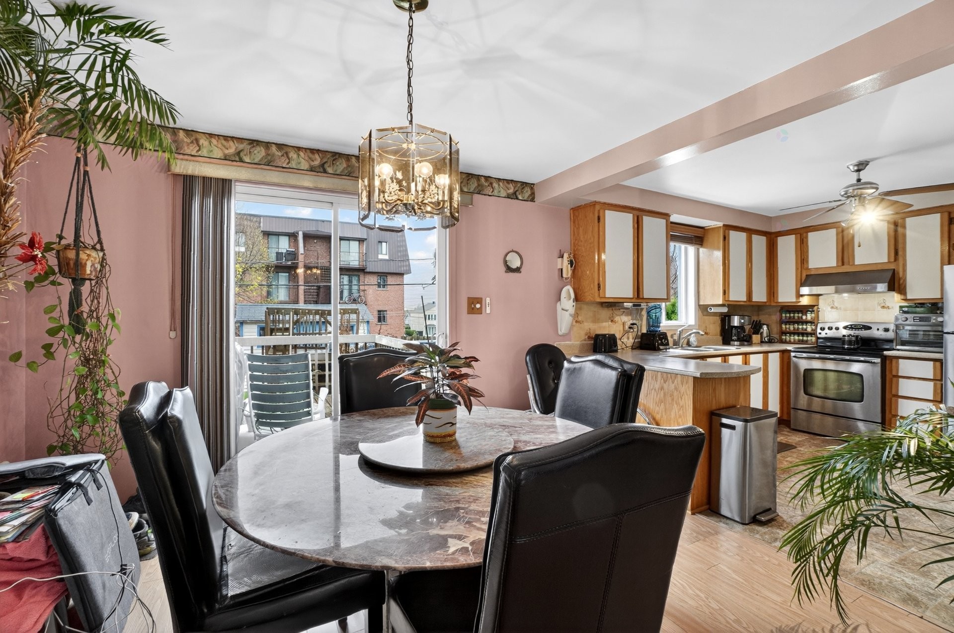 









3510


Rue Bernadette

,
Laval (Fabreville),




QC
H7P5H5

