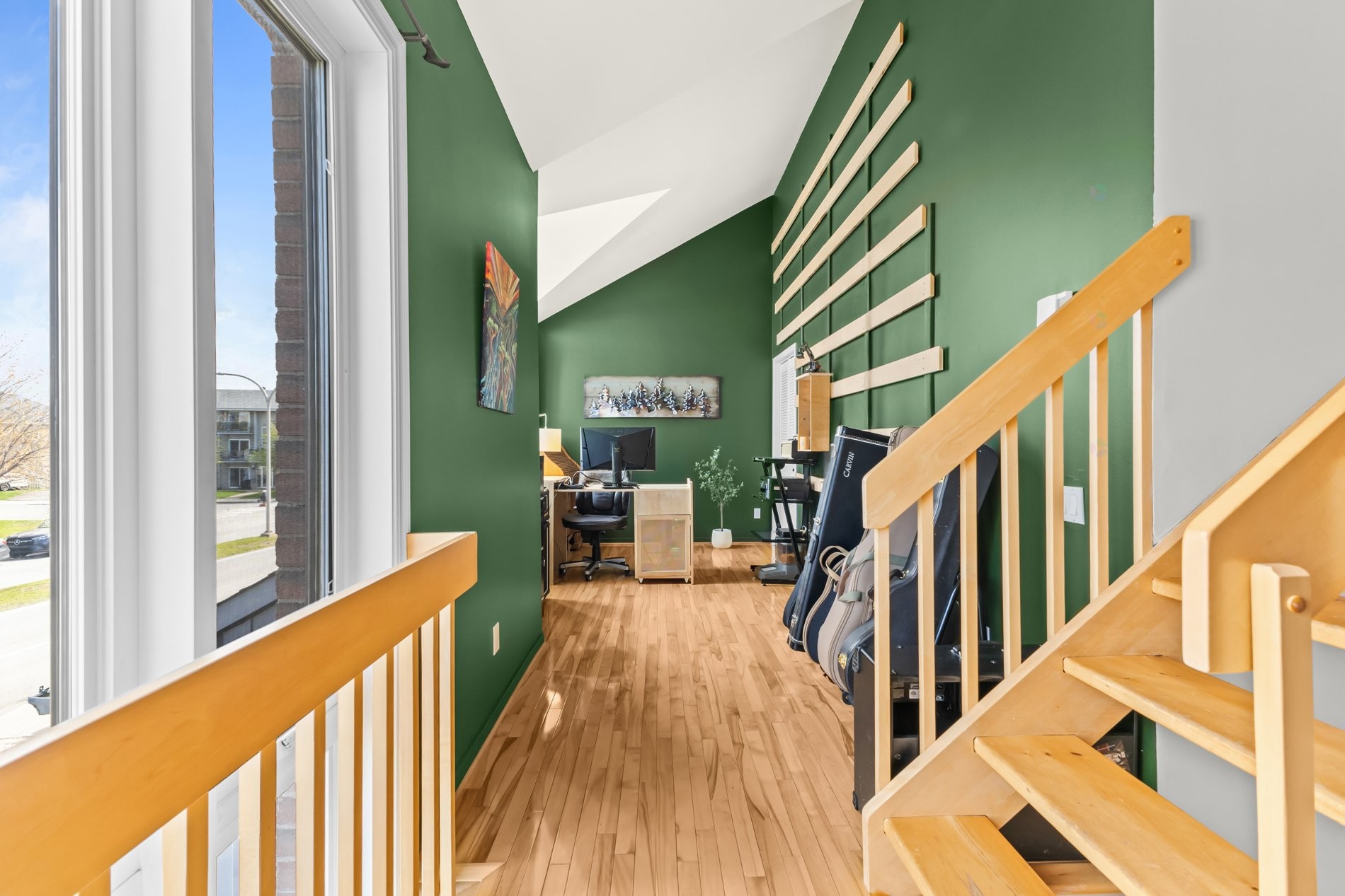 









674


Rue Marie-Derome

,
Saint-Jean-sur-Richelieu,




QC
J3A1T2

