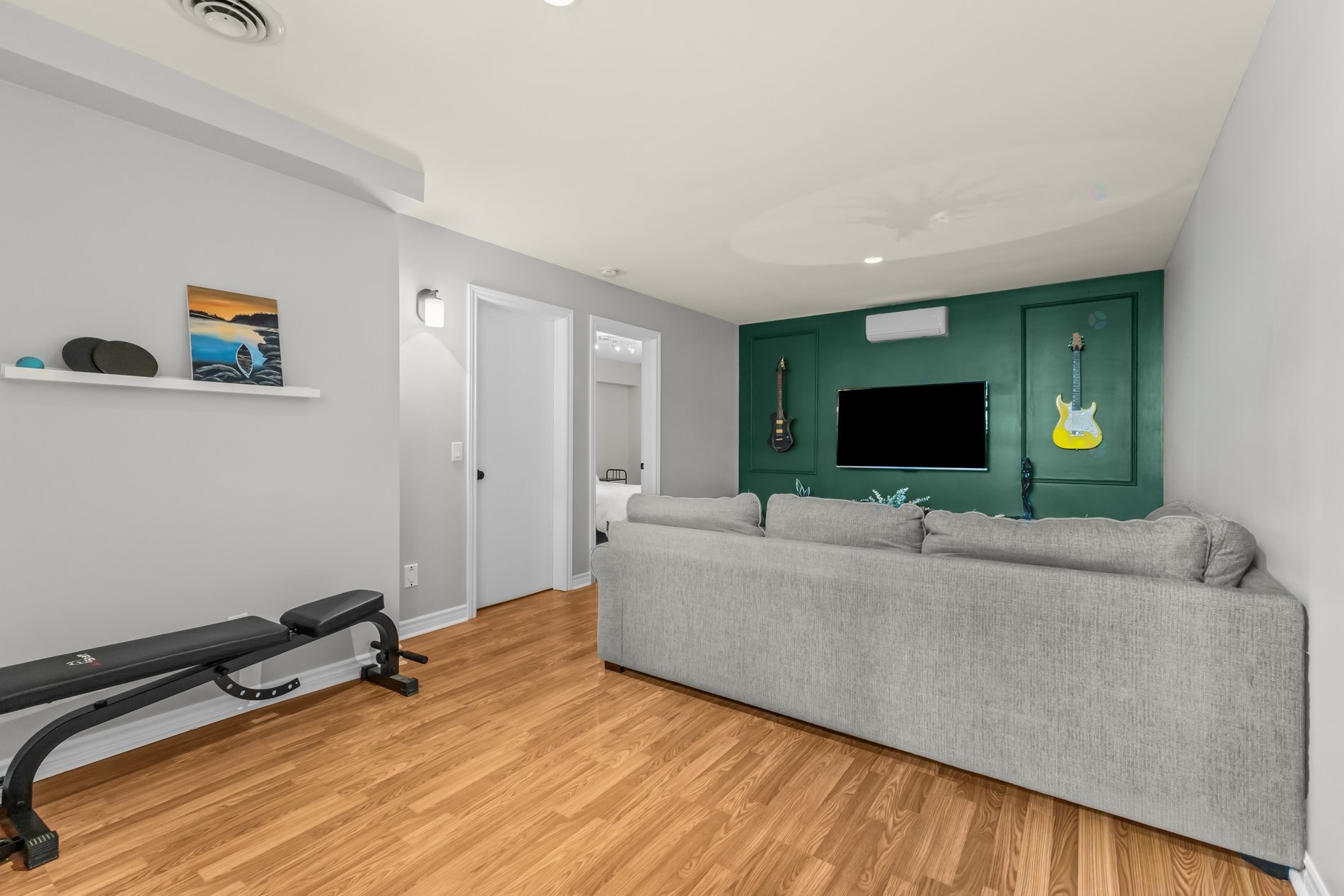 









674


Rue Marie-Derome

,
Saint-Jean-sur-Richelieu,




QC
J3A1T2

