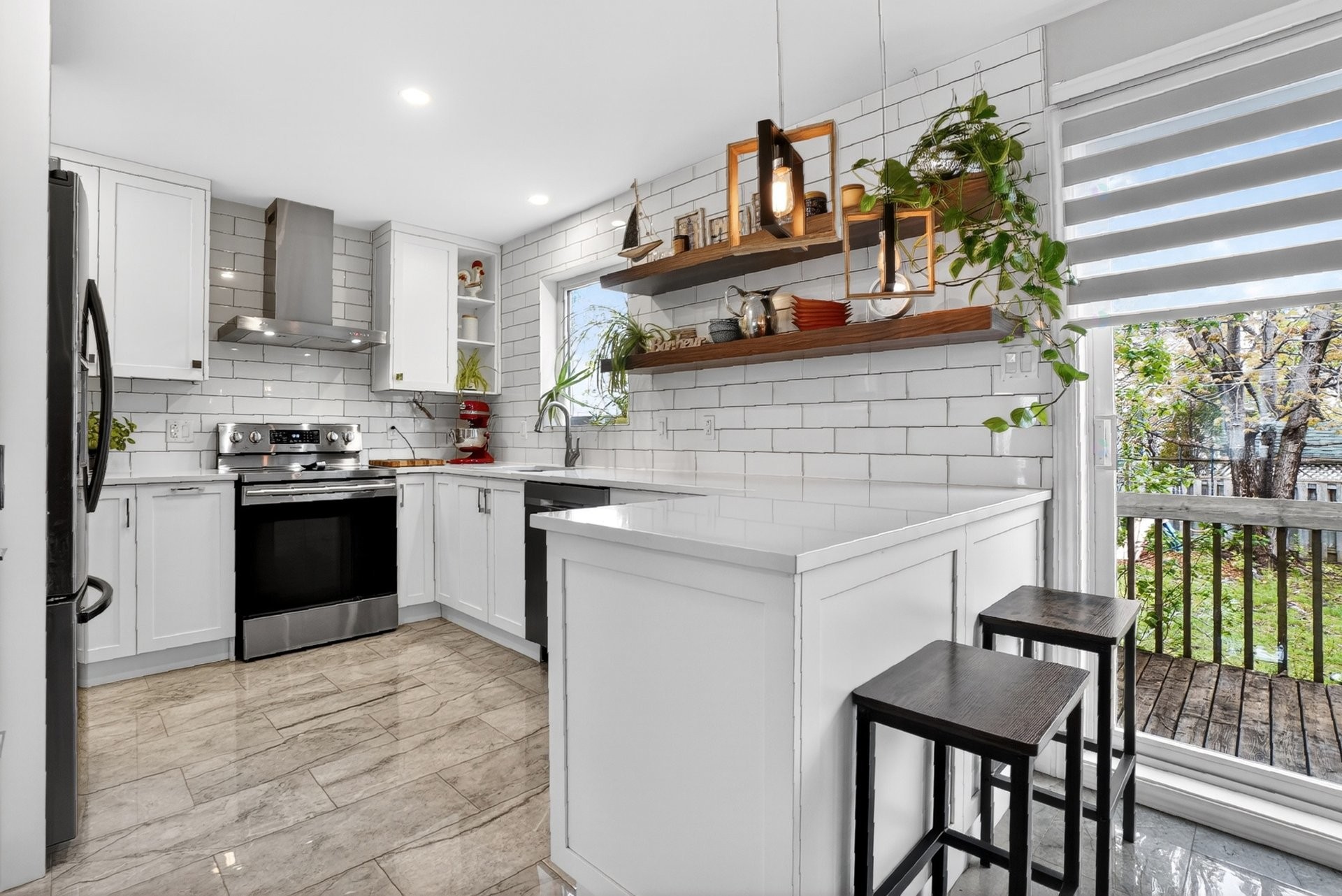 









3627


Rue Chaboillez

,
Longueuil (Le Vieux-Longueuil),




QC
J4L4T7

