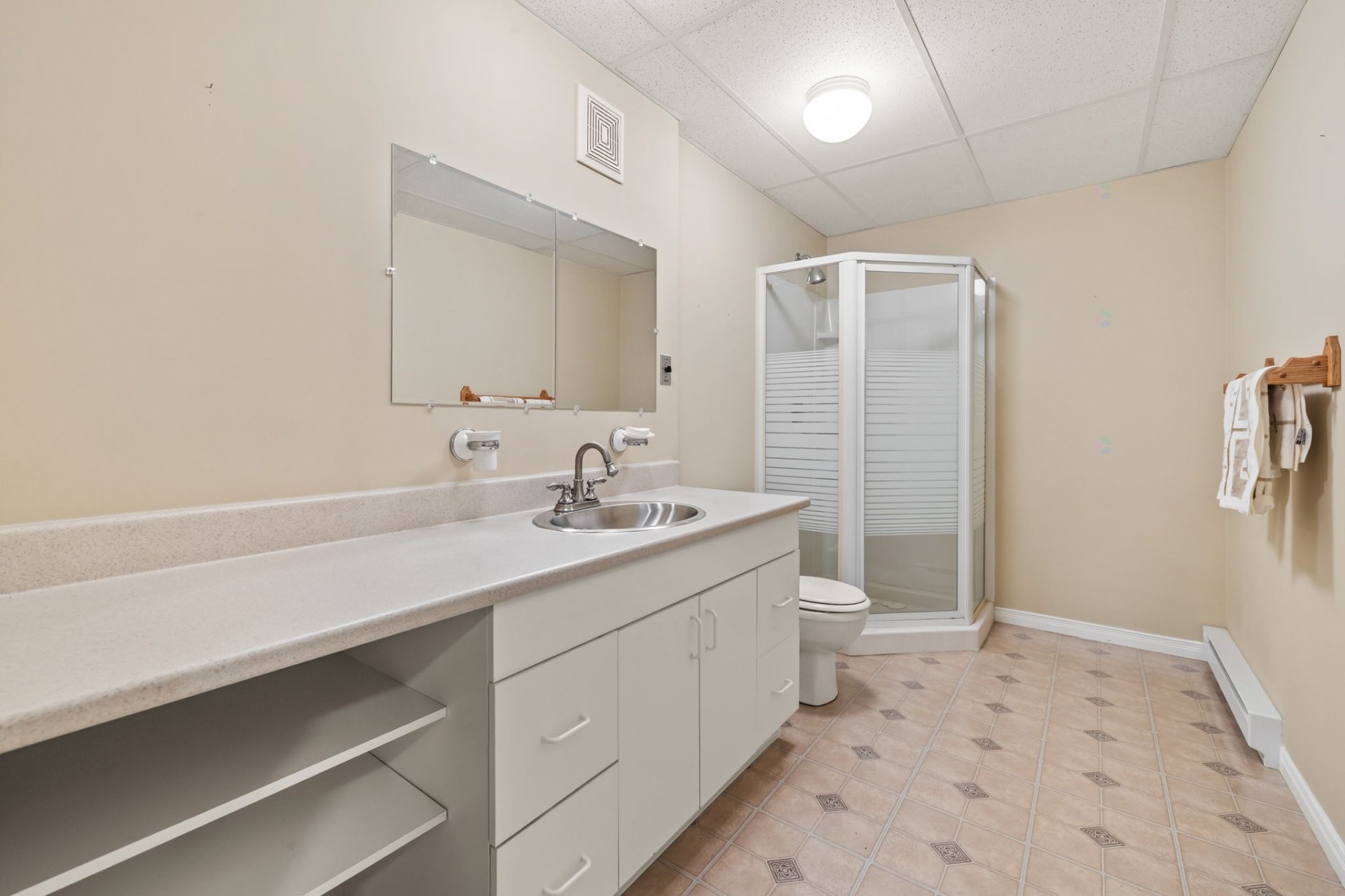 









415


Rue Ernest-Gaboury

,
Gatineau (Gatineau),




QC
J8V2N5

