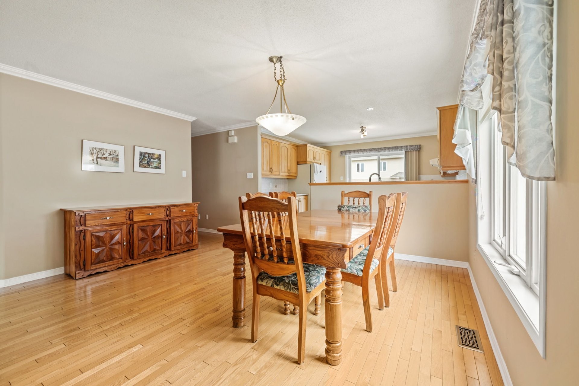 









415


Rue Ernest-Gaboury

,
Gatineau (Gatineau),




QC
J8V2N5


