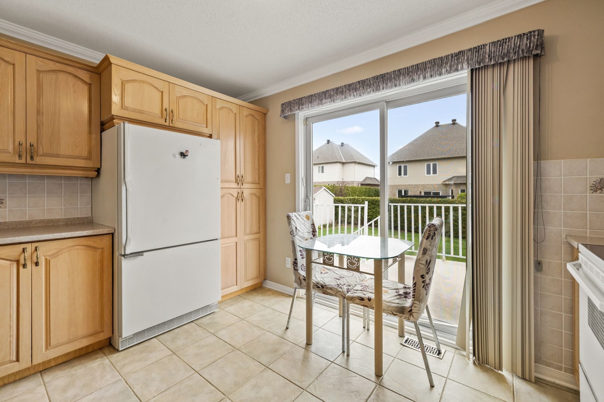 









415


Rue Ernest-Gaboury

,
Gatineau (Gatineau),




QC
J8V2N5

