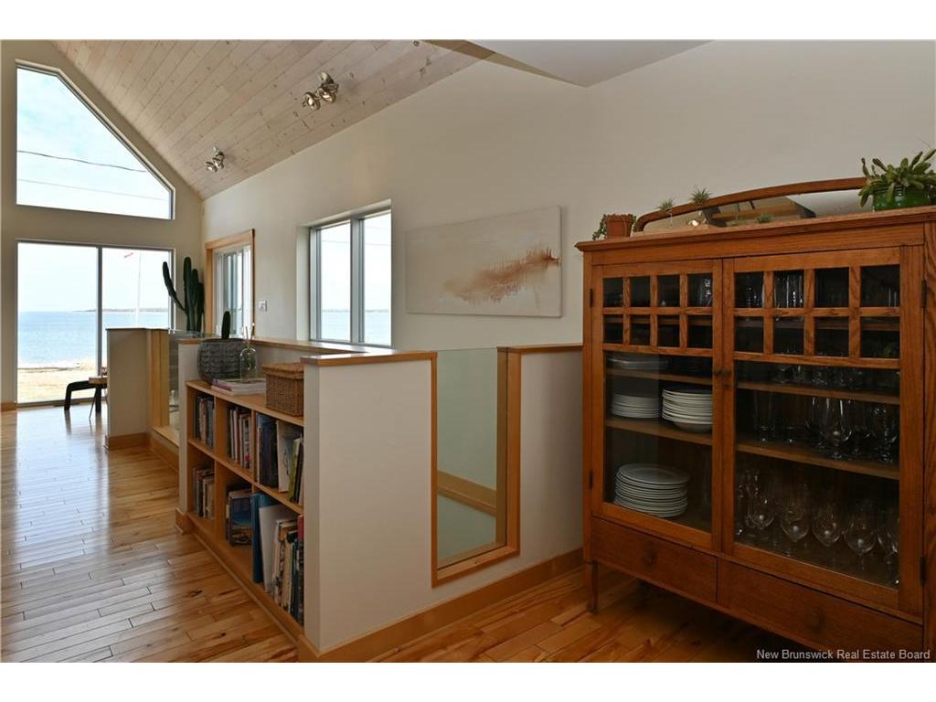 









287


rue de l'ile

ST,
Caraquet,




NB
E1W 1B5

