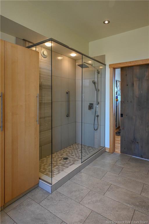 









287


rue de l'ile

ST,
Caraquet,




NB
E1W 1B5

