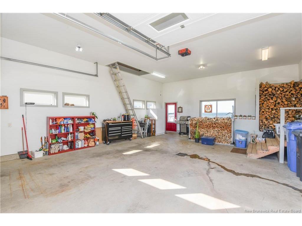 









287


rue de l'ile

ST,
Caraquet,




NB
E1W 1B5

