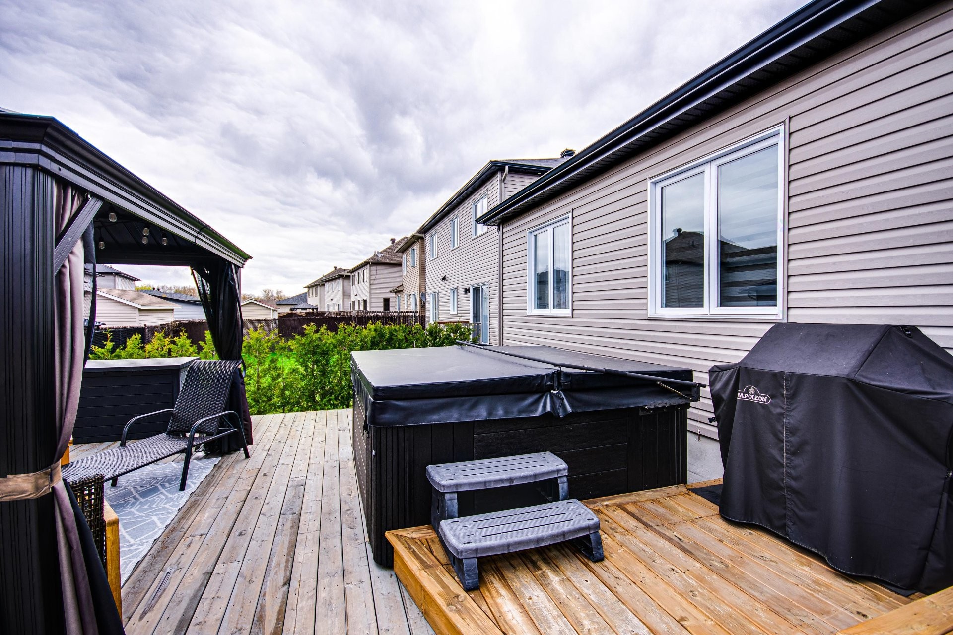 









274


Rue de Fontenelle

,
Gatineau (Gatineau),




QC
J8T0A4

