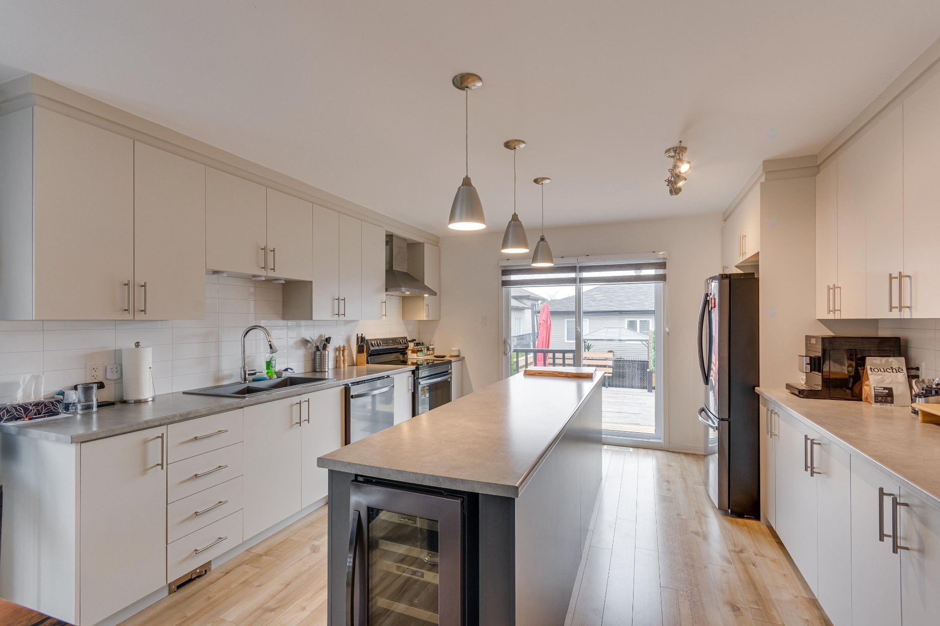 









274


Rue de Fontenelle

,
Gatineau (Gatineau),




QC
J8T0A4

