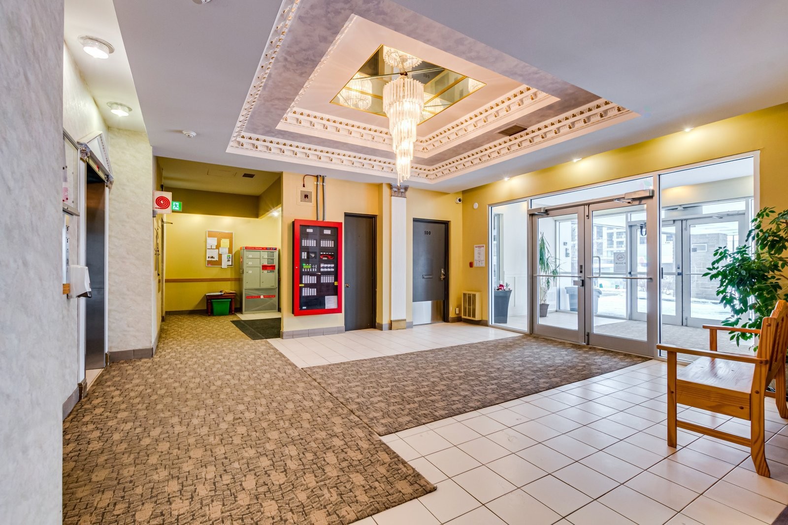 









295


Boul. St-Joseph

, 1507,
Gatineau (Hull),




QC
J8Y3Y5

