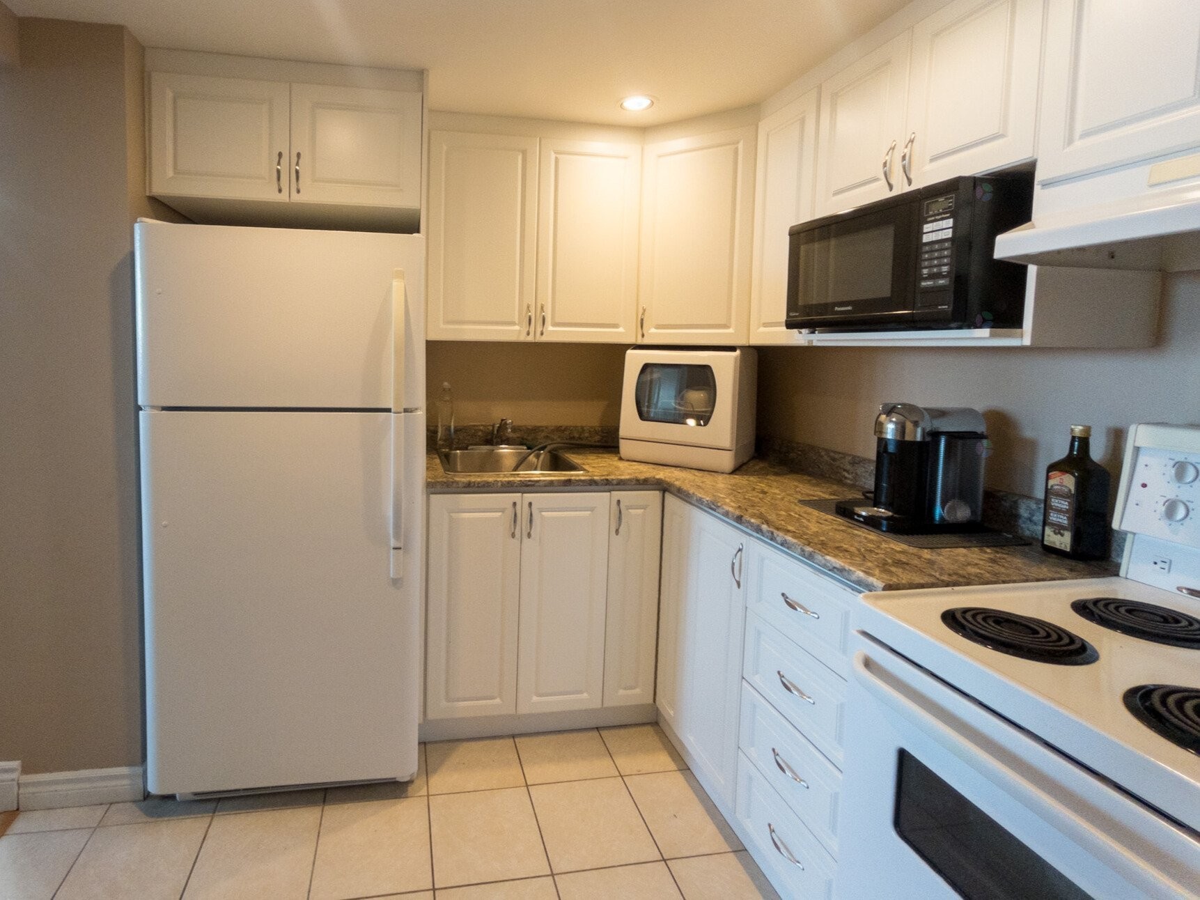 









295


Boul. St-Joseph

, 1507,
Gatineau (Hull),




QC
J8Y3Y5

