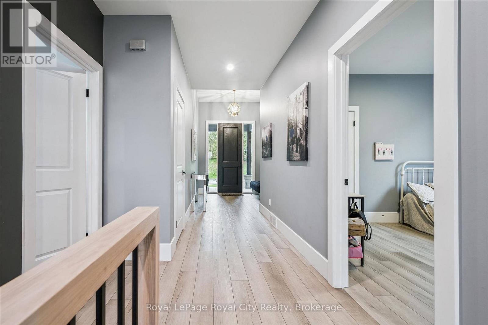 












50 FAITH DRIVE

,
Mapleton,




Ontario
N0G1P0

