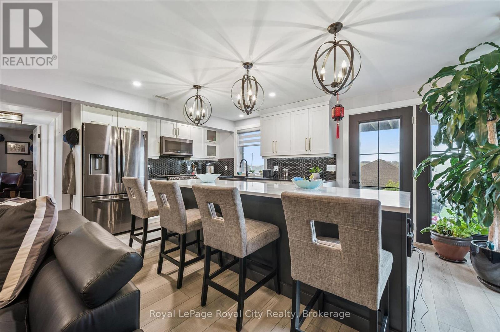 












50 FAITH DRIVE

,
Mapleton,




Ontario
N0G1P0

